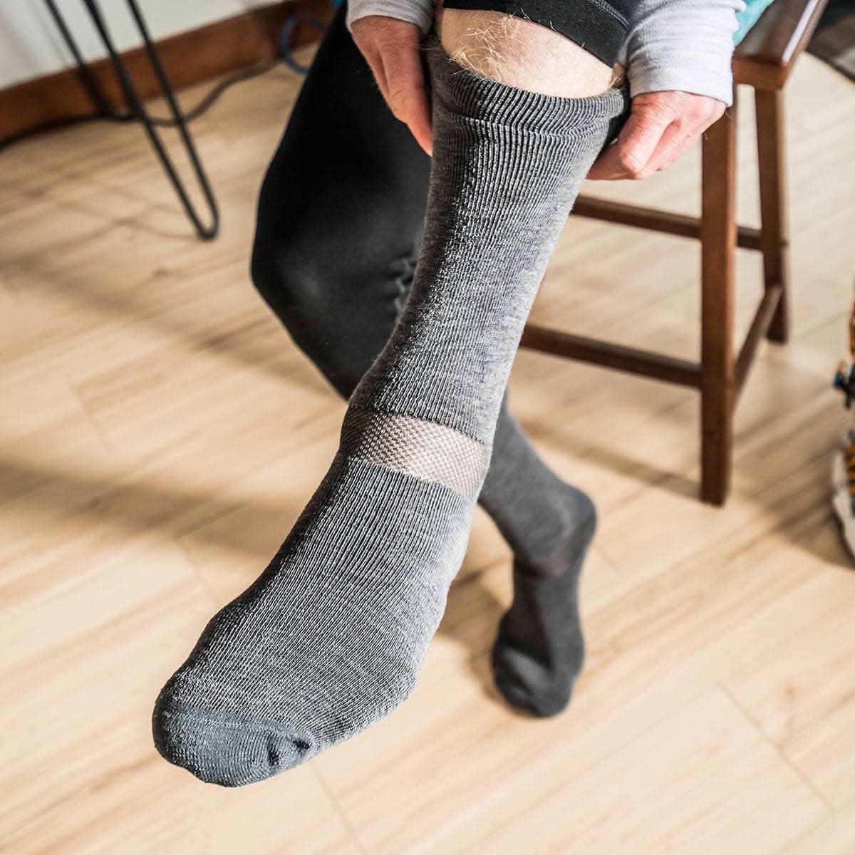 Lightweight Wool Ski Sock - Over the Calf Socks