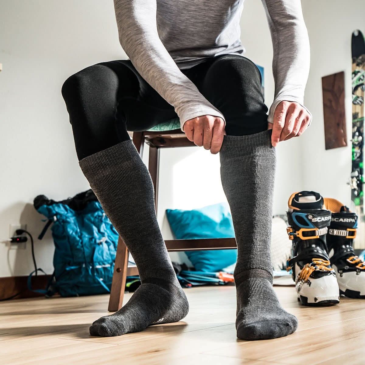 Lightweight Wool Ski Sock - Over the Calf Socks